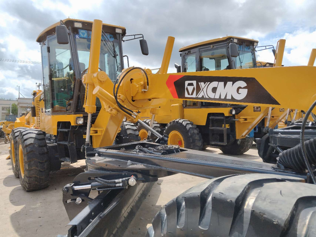 XCMG GR2153 - Grejder: slika XCMG GR2153 - Grejder XCMG GR2153 - Grejder: slika XCMG GR2153 - Grejder