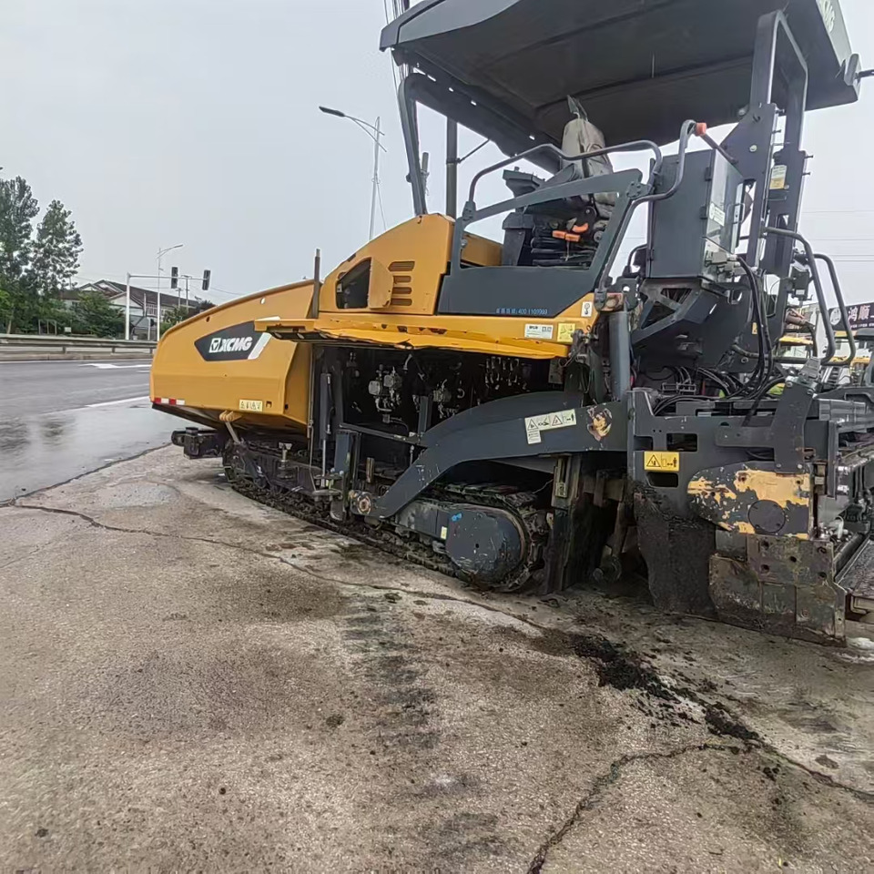 XCMG RP803 - Finišer za asfalt: slika XCMG RP803 - Finišer za asfalt XCMG RP803 - Finišer za asfalt: slika XCMG RP803 - Finišer za asfalt