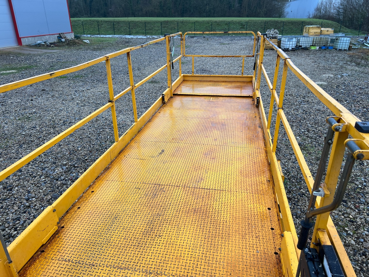 Škarasta podizna platforma HAULOTTE H15SXL: slika Škarasta podizna platforma HAULOTTE H15SXL