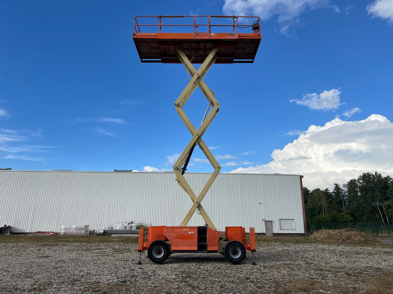 JLG 3394RT - Škarasta podizna platforma: slika JLG 3394RT - Škarasta podizna platforma JLG 3394RT - Škarasta podizna platforma: slika JLG 3394RT - Škarasta podizna platforma