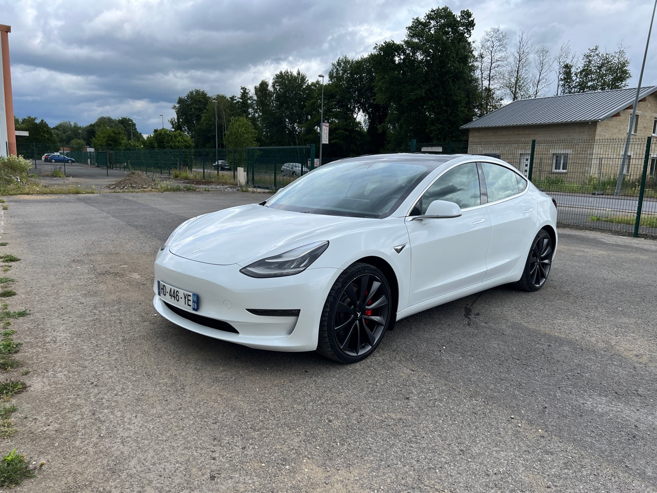 TESLA Model 3 Performance Dual Motor FSD 3 Autopilot - Limuzina: slika TESLA Model 3 Performance Dual Motor FSD 3 Autopilot - Limuzina TESLA Model 3 Performance Dual Motor FSD 3 Autopilot - Limuzina: slika TESLA Model 3 Performance Dual Motor FSD 3 Autopilot - Limuzina