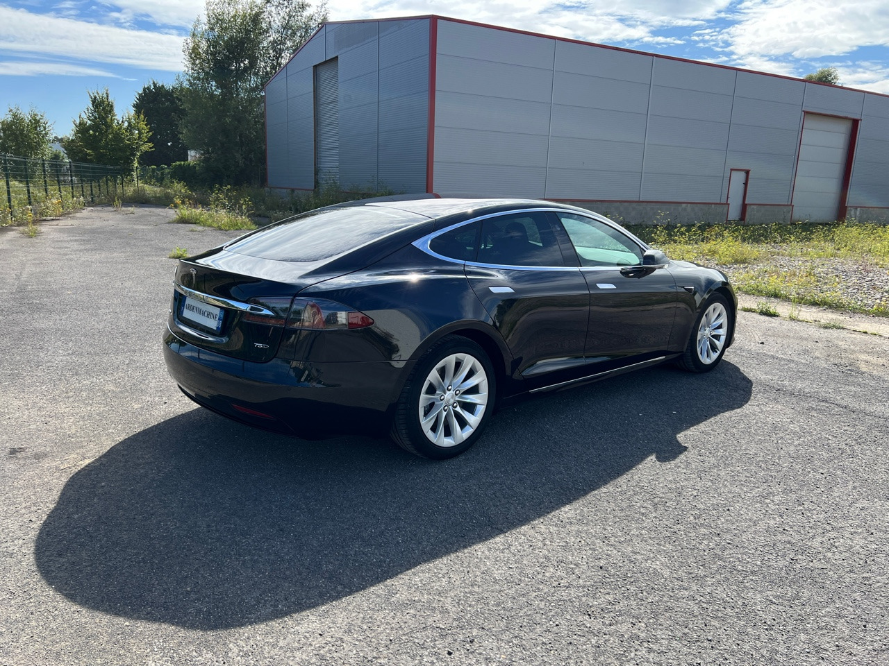 TESLA Model S 75D - Autopilot Amélioré – Phase 2 - Garantie - Limuzina: slika TESLA Model S 75D - Autopilot Amélioré – Phase 2 - Garantie - Limuzina TESLA Model S 75D - Autopilot Amélioré – Phase 2 - Garantie - Limuzina: slika TESLA Model S 75D - Autopilot Amélioré – Phase 2 - Garantie - Limuzina