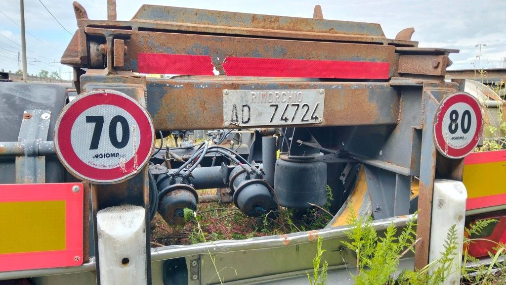 CARDI RIMORCHIO CARDI SCARRABILE PNEUMATICO - Abroll/ Samopodizač prikolica: slika CARDI RIMORCHIO CARDI SCARRABILE PNEUMATICO - Abroll/ Samopodizač prikolica CARDI RIMORCHIO CARDI SCARRABILE PNEUMATICO - Abroll/ Samopodizač prikolica: slika CARDI RIMORCHIO CARDI SCARRABILE PNEUMATICO - Abroll/ Samopodizač prikolica