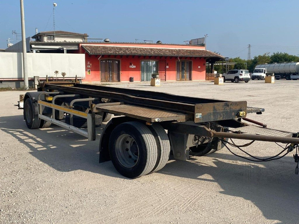 Abroll/ Samopodizač prikolica CARDI RIMORCHIO CARDI SCARRABILE PNEUMATICO: slika Abroll/ Samopodizač prikolica CARDI RIMORCHIO CARDI SCARRABILE PNEUMATICO