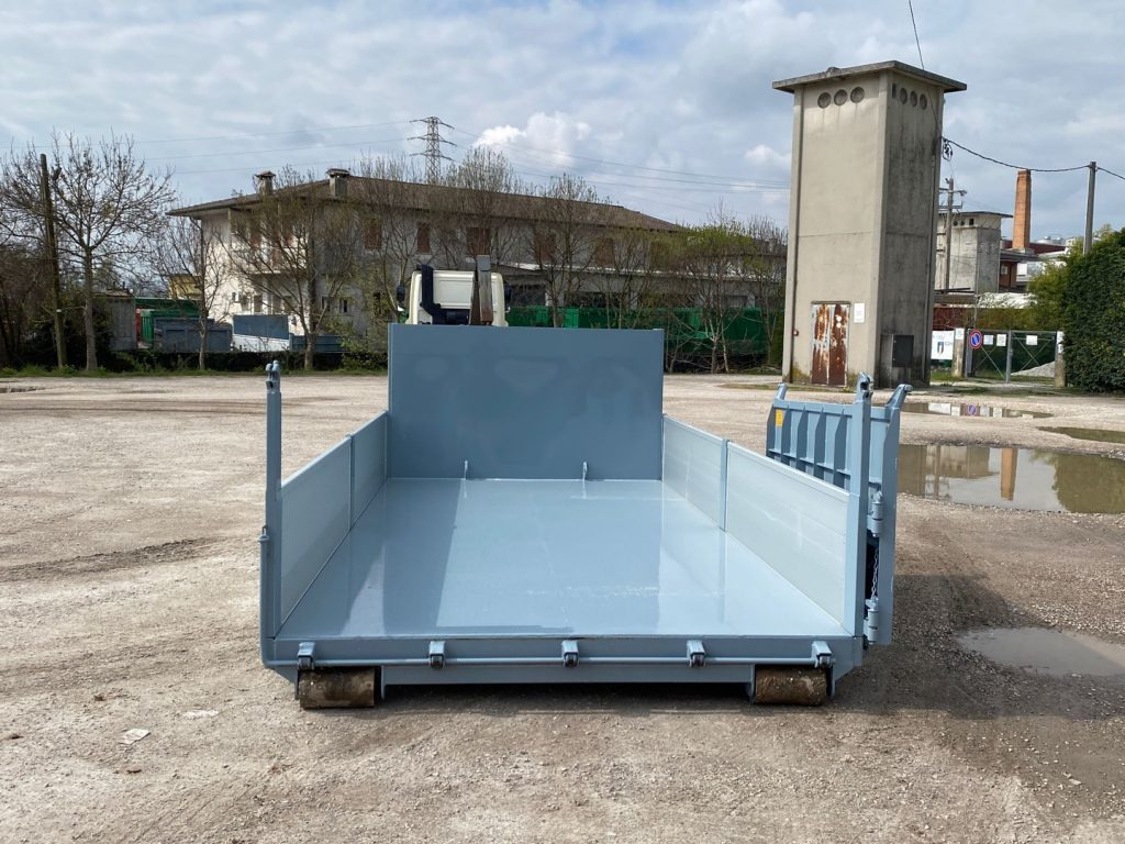 CONTAINER NUOVO A PIANALE CON PIANTONI RIMOVIBILI - Rolo kontejner: slika CONTAINER NUOVO A PIANALE CON PIANTONI RIMOVIBILI - Rolo kontejner CONTAINER NUOVO A PIANALE CON PIANTONI RIMOVIBILI - Rolo kontejner: slika CONTAINER NUOVO A PIANALE CON PIANTONI RIMOVIBILI - Rolo kontejner