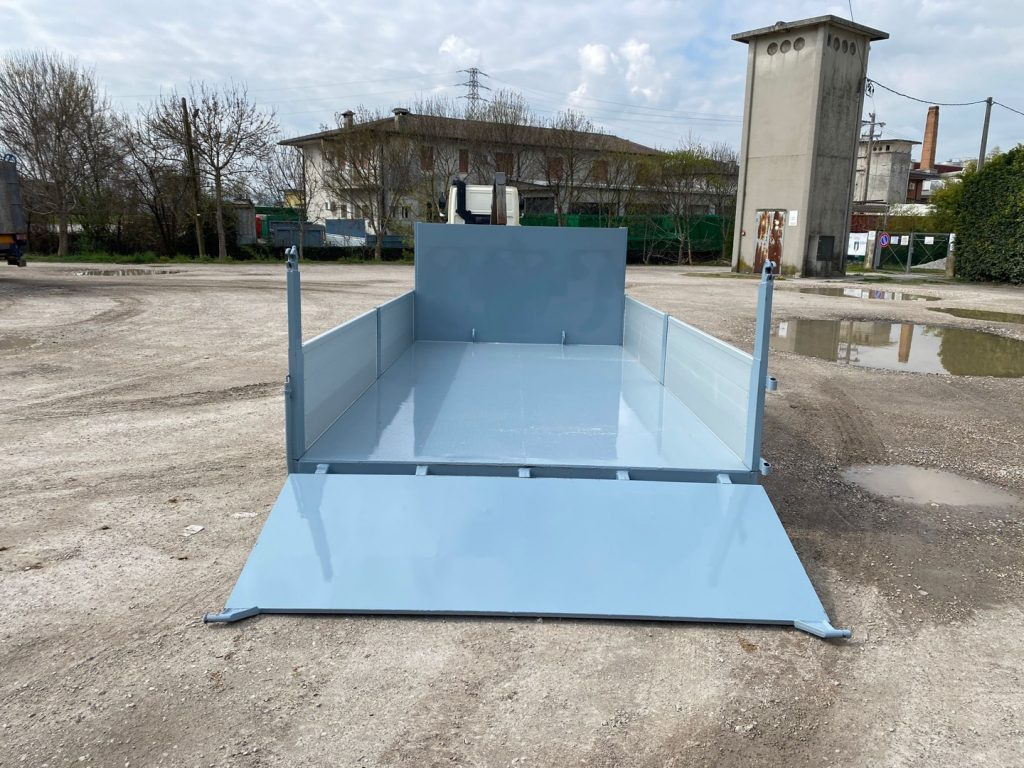 CONTAINER NUOVO A PIANALE CON PIANTONI RIMOVIBILI - Rolo kontejner: slika CONTAINER NUOVO A PIANALE CON PIANTONI RIMOVIBILI - Rolo kontejner CONTAINER NUOVO A PIANALE CON PIANTONI RIMOVIBILI - Rolo kontejner: slika CONTAINER NUOVO A PIANALE CON PIANTONI RIMOVIBILI - Rolo kontejner