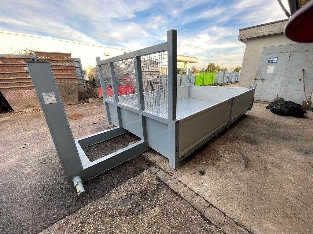 CONTAINER SCARRABILE NUOVO A PIANALE CON SPONDE - Rolo kontejner: slika CONTAINER SCARRABILE NUOVO A PIANALE CON SPONDE - Rolo kontejner CONTAINER SCARRABILE NUOVO A PIANALE CON SPONDE - Rolo kontejner: slika CONTAINER SCARRABILE NUOVO A PIANALE CON SPONDE - Rolo kontejner