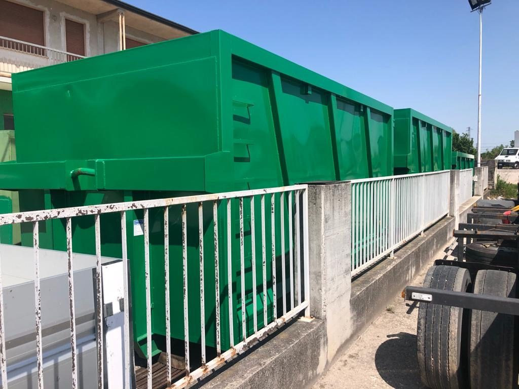 Novi Rolo kontejner CONTAINER SCARRABILE NUOVO PER MATERIALI INGOMBRAN: slika Novi Rolo kontejner CONTAINER SCARRABILE NUOVO PER MATERIALI INGOMBRAN