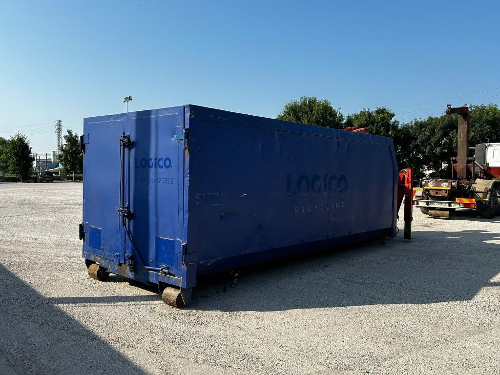 CONTAINER SCARRABILE USATO A CIELO APERTO + GRU - Rolo kontejner: slika CONTAINER SCARRABILE USATO A CIELO APERTO + GRU - Rolo kontejner CONTAINER SCARRABILE USATO A CIELO APERTO + GRU - Rolo kontejner: slika CONTAINER SCARRABILE USATO A CIELO APERTO + GRU - Rolo kontejner
