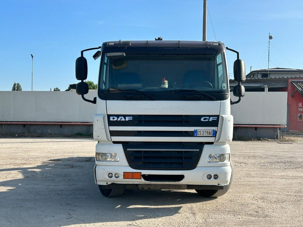DAF CF85 SCARRABILE - Kamion s kukastom dizalicom: slika DAF CF85 SCARRABILE - Kamion s kukastom dizalicom DAF CF85 SCARRABILE - Kamion s kukastom dizalicom: slika DAF CF85 SCARRABILE - Kamion s kukastom dizalicom