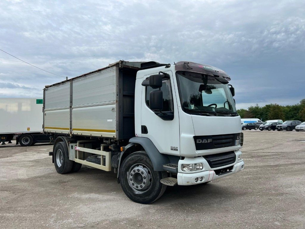 DAF LF55.300 RIBALTABILE TRILATERALE - Kiper: slika DAF LF55.300 RIBALTABILE TRILATERALE - Kiper DAF LF55.300 RIBALTABILE TRILATERALE - Kiper: slika DAF LF55.300 RIBALTABILE TRILATERALE - Kiper