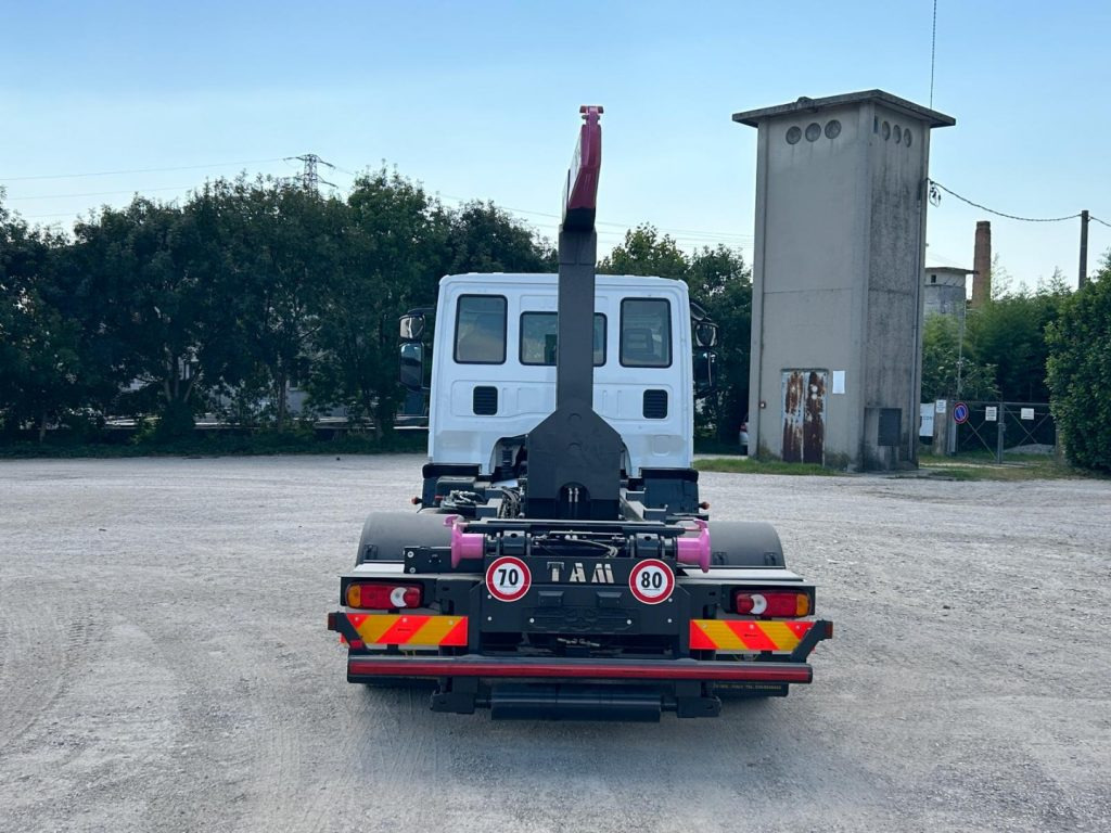 IVECO 120EL22 CON SCARRABILE NUOVO - Kamion s kukastom dizalicom: slika IVECO 120EL22 CON SCARRABILE NUOVO - Kamion s kukastom dizalicom IVECO 120EL22 CON SCARRABILE NUOVO - Kamion s kukastom dizalicom: slika IVECO 120EL22 CON SCARRABILE NUOVO - Kamion s kukastom dizalicom