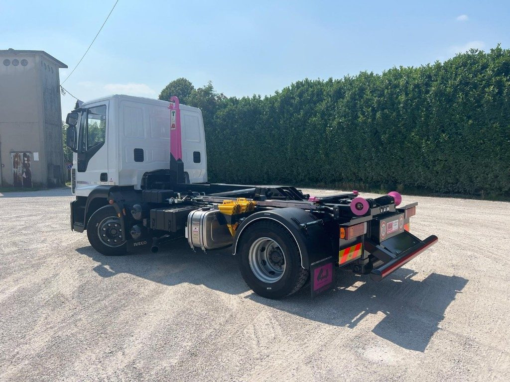 IVECO EUROCARGO 140E25 SCARRABILE - Kamion s kukastom dizalicom: slika IVECO EUROCARGO 140E25 SCARRABILE - Kamion s kukastom dizalicom IVECO EUROCARGO 140E25 SCARRABILE - Kamion s kukastom dizalicom: slika IVECO EUROCARGO 140E25 SCARRABILE - Kamion s kukastom dizalicom