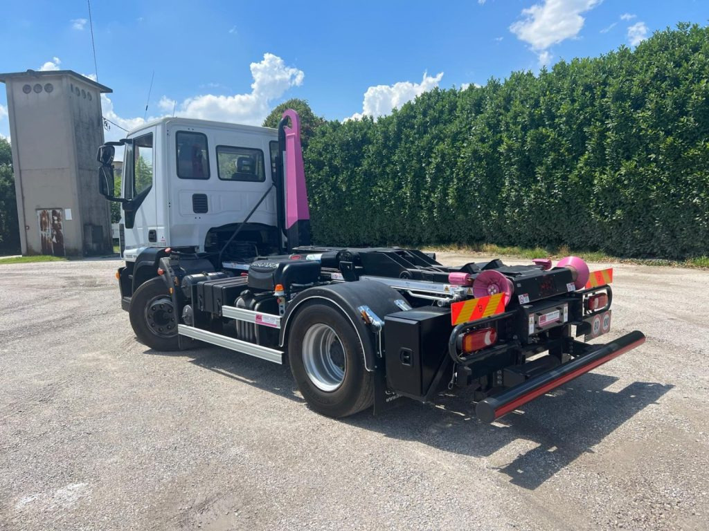 IVECO EUROCARGO 160E25 SCARRABILE - Kamion s kukastom dizalicom: slika IVECO EUROCARGO 160E25 SCARRABILE - Kamion s kukastom dizalicom IVECO EUROCARGO 160E25 SCARRABILE - Kamion s kukastom dizalicom: slika IVECO EUROCARGO 160E25 SCARRABILE - Kamion s kukastom dizalicom