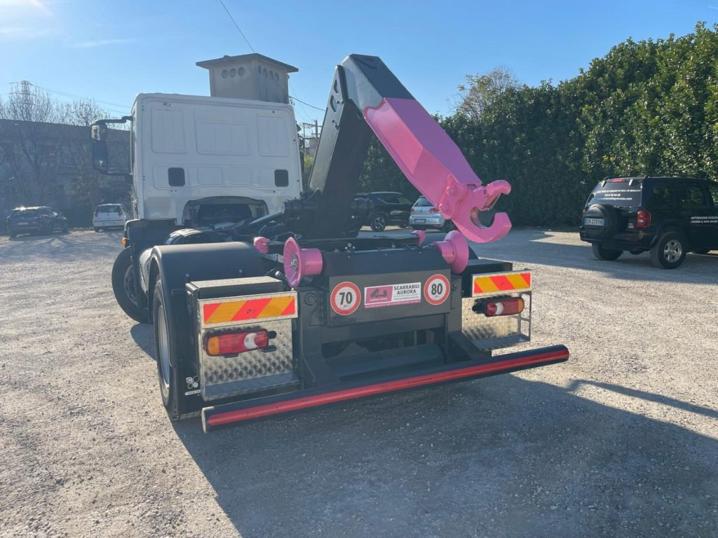 IVECO EUROCARGO 180E25 CON SCARRABILE NUOVO - Kamion s kukastom dizalicom: slika IVECO EUROCARGO 180E25 CON SCARRABILE NUOVO - Kamion s kukastom dizalicom IVECO EUROCARGO 180E25 CON SCARRABILE NUOVO - Kamion s kukastom dizalicom: slika IVECO EUROCARGO 180E25 CON SCARRABILE NUOVO - Kamion s kukastom dizalicom