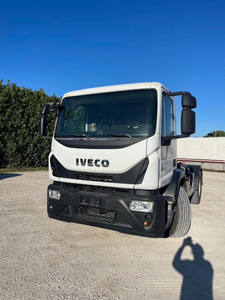 IVECO EUROCARGO 180E25 CON SCARRABILE NUOVO - Kamion s kukastom dizalicom: slika IVECO EUROCARGO 180E25 CON SCARRABILE NUOVO - Kamion s kukastom dizalicom IVECO EUROCARGO 180E25 CON SCARRABILE NUOVO - Kamion s kukastom dizalicom: slika IVECO EUROCARGO 180E25 CON SCARRABILE NUOVO - Kamion s kukastom dizalicom