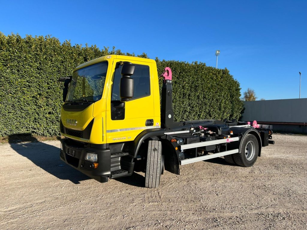 IVECO EUROCARGO 180EL28 SCARRABILE - Kamion s kukastom dizalicom: slika IVECO EUROCARGO 180EL28 SCARRABILE - Kamion s kukastom dizalicom IVECO EUROCARGO 180EL28 SCARRABILE - Kamion s kukastom dizalicom: slika IVECO EUROCARGO 180EL28 SCARRABILE - Kamion s kukastom dizalicom