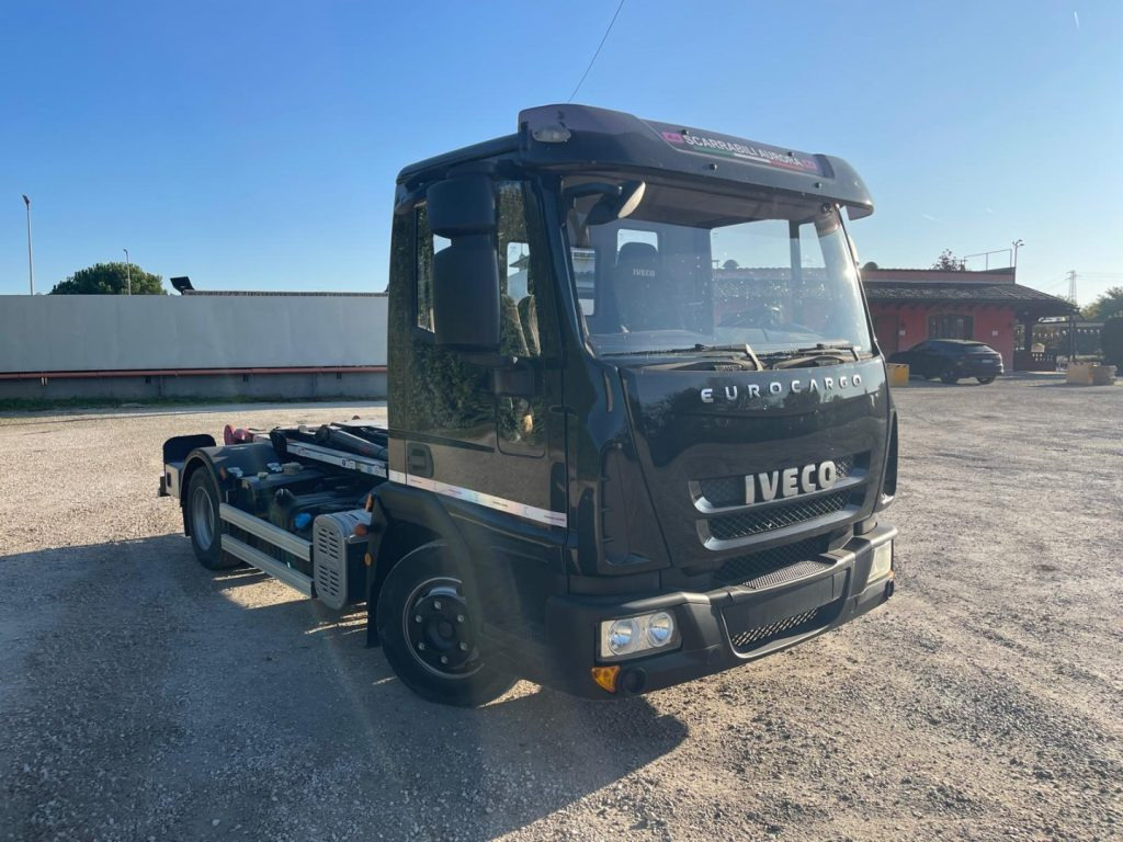 IVECO EUROCARGO 75E18 CON SCARRABILE NUOVO - Kamion s kukastom dizalicom: slika IVECO EUROCARGO 75E18 CON SCARRABILE NUOVO - Kamion s kukastom dizalicom IVECO EUROCARGO 75E18 CON SCARRABILE NUOVO - Kamion s kukastom dizalicom: slika IVECO EUROCARGO 75E18 CON SCARRABILE NUOVO - Kamion s kukastom dizalicom