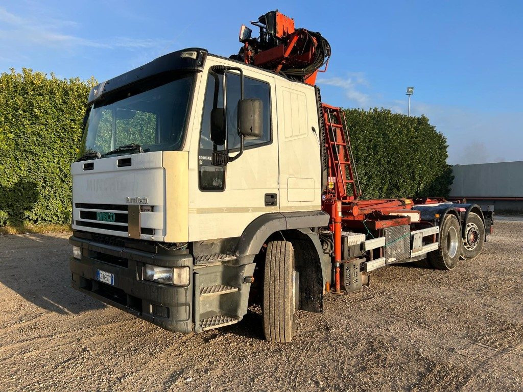 IVECO EUROTECH 440E43 SCARRABILE CON GRU - Kamion s kukastom dizalicom: slika IVECO EUROTECH 440E43 SCARRABILE CON GRU - Kamion s kukastom dizalicom IVECO EUROTECH 440E43 SCARRABILE CON GRU - Kamion s kukastom dizalicom: slika IVECO EUROTECH 440E43 SCARRABILE CON GRU - Kamion s kukastom dizalicom