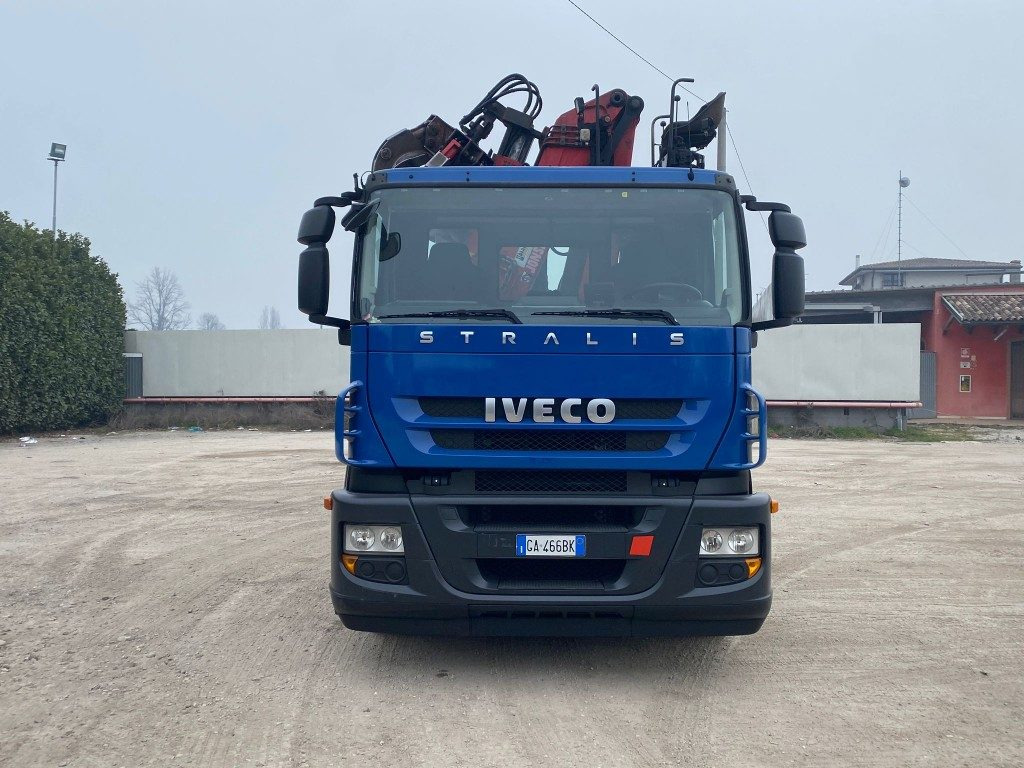 IVECO STRALIS 260.450 SCARRABILE CON GRU - Kamion s kukastom dizalicom: slika IVECO STRALIS 260.450 SCARRABILE CON GRU - Kamion s kukastom dizalicom IVECO STRALIS 260.450 SCARRABILE CON GRU - Kamion s kukastom dizalicom: slika IVECO STRALIS 260.450 SCARRABILE CON GRU - Kamion s kukastom dizalicom