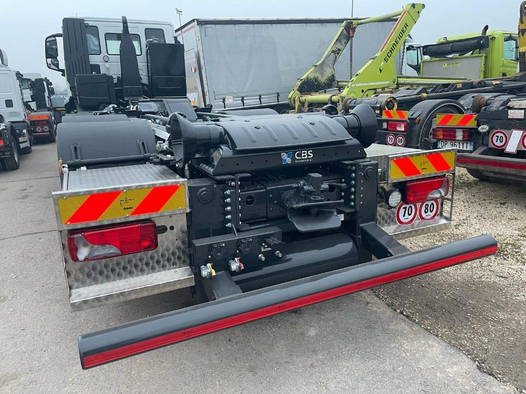 Novi Kamion s kukastom dizalicom IVECO X-WAY AD350X480YPS SCARRABILE NUOVO: slika Novi Kamion s kukastom dizalicom IVECO X-WAY AD350X480YPS SCARRABILE NUOVO Novi Kamion s kukastom dizalicom IVECO X-WAY AD350X480YPS SCARRABILE NUOVO: slika Novi Kamion s kukastom dizalicom IVECO X-WAY AD350X480YPS SCARRABILE NUOVO