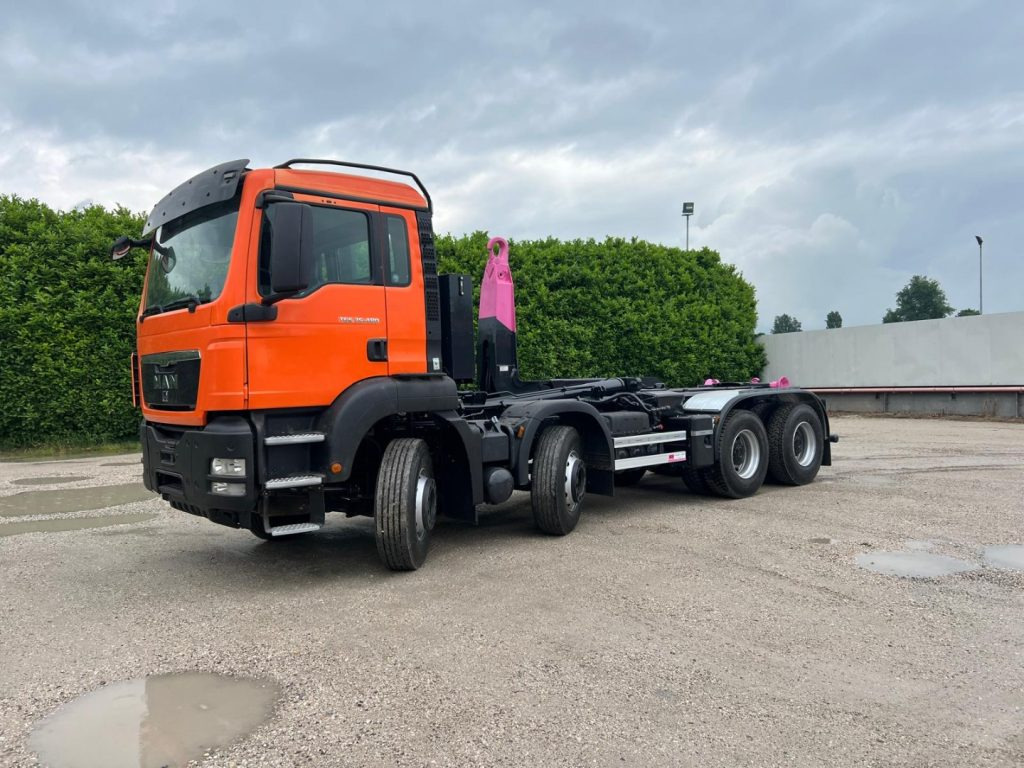 MAN TGS 35.480 SCARRABILE - Kamion s kukastom dizalicom: slika MAN TGS 35.480 SCARRABILE - Kamion s kukastom dizalicom MAN TGS 35.480 SCARRABILE - Kamion s kukastom dizalicom: slika MAN TGS 35.480 SCARRABILE - Kamion s kukastom dizalicom