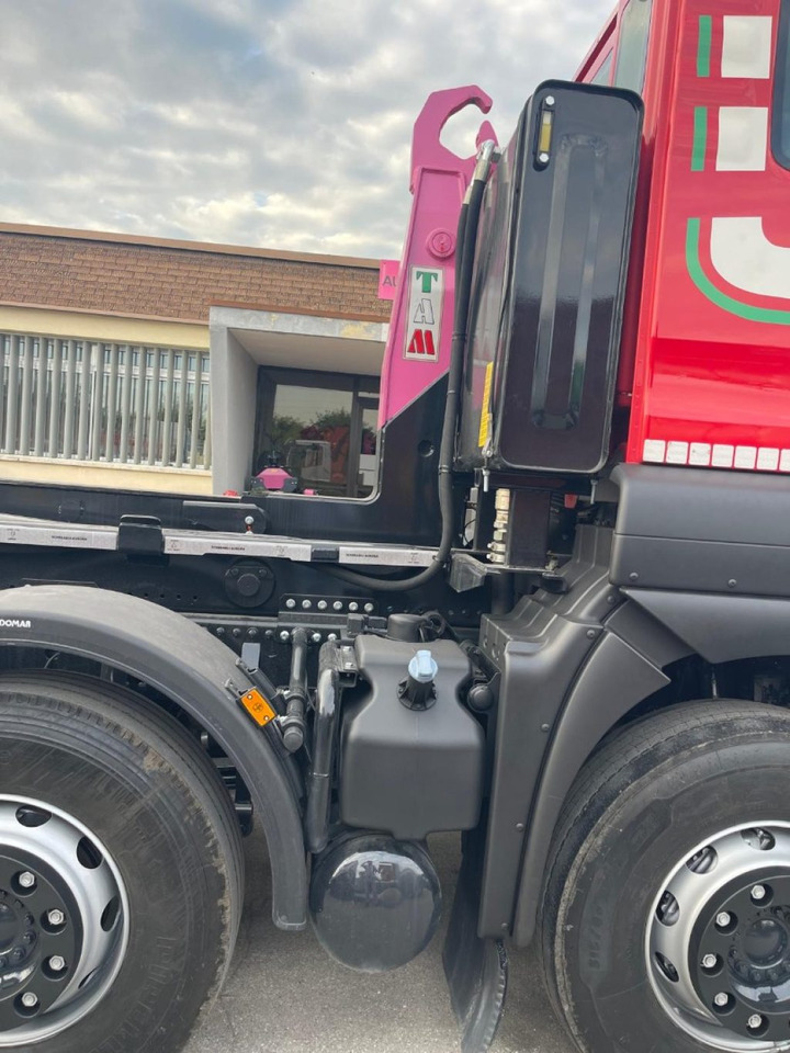 MAN TGS 41.480 SCARRABILE - Kamion s kukastom dizalicom: slika MAN TGS 41.480 SCARRABILE - Kamion s kukastom dizalicom MAN TGS 41.480 SCARRABILE - Kamion s kukastom dizalicom: slika MAN TGS 41.480 SCARRABILE - Kamion s kukastom dizalicom