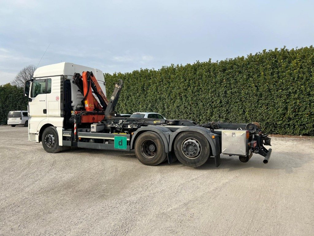 MAN TGX 26.480 SCARRABILE CON GRU DIETRO CABINA - Kamion s kukastom dizalicom: slika MAN TGX 26.480 SCARRABILE CON GRU DIETRO CABINA - Kamion s kukastom dizalicom MAN TGX 26.480 SCARRABILE CON GRU DIETRO CABINA - Kamion s kukastom dizalicom: slika MAN TGX 26.480 SCARRABILE CON GRU DIETRO CABINA - Kamion s kukastom dizalicom