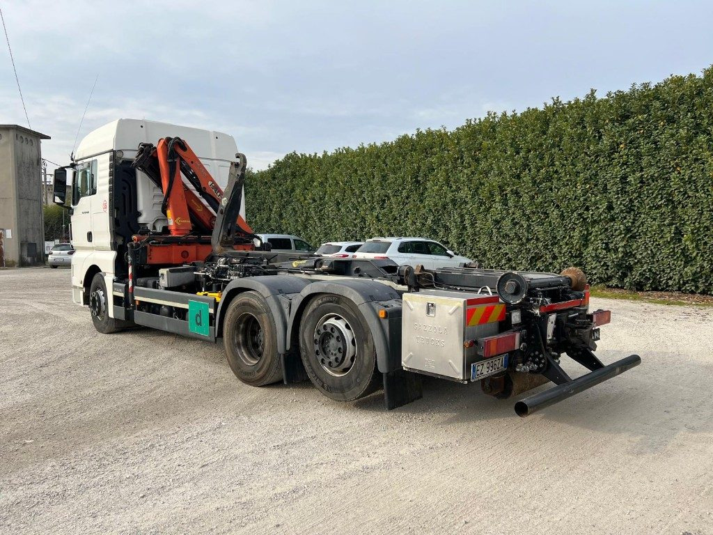 MAN TGX 26.480 SCARRABILE CON GRU DIETRO CABINA - Kamion s kukastom dizalicom: slika MAN TGX 26.480 SCARRABILE CON GRU DIETRO CABINA - Kamion s kukastom dizalicom MAN TGX 26.480 SCARRABILE CON GRU DIETRO CABINA - Kamion s kukastom dizalicom: slika MAN TGX 26.480 SCARRABILE CON GRU DIETRO CABINA - Kamion s kukastom dizalicom