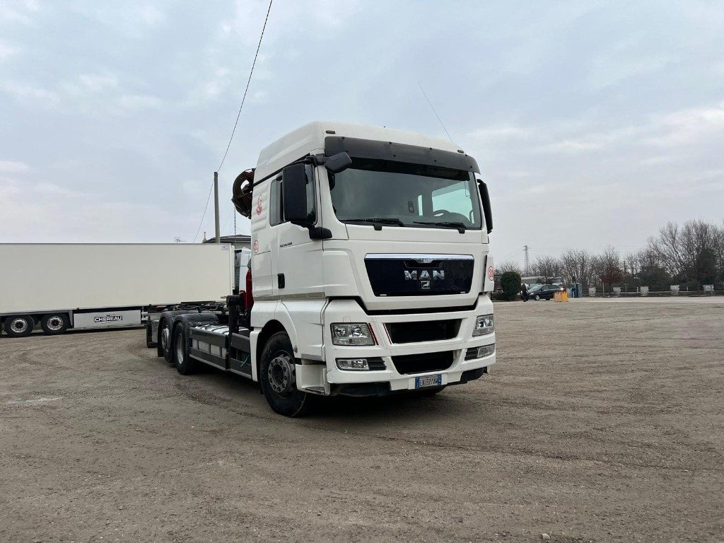 MAN TGX 26.480 SCARRABILE CON GRU - Kamion s kukastom dizalicom, Kamion s kranom: slika MAN TGX 26.480 SCARRABILE CON GRU - Kamion s kukastom dizalicom, Kamion s kranom MAN TGX 26.480 SCARRABILE CON GRU - Kamion s kukastom dizalicom, Kamion s kranom: slika MAN TGX 26.480 SCARRABILE CON GRU - Kamion s kukastom dizalicom, Kamion s kranom