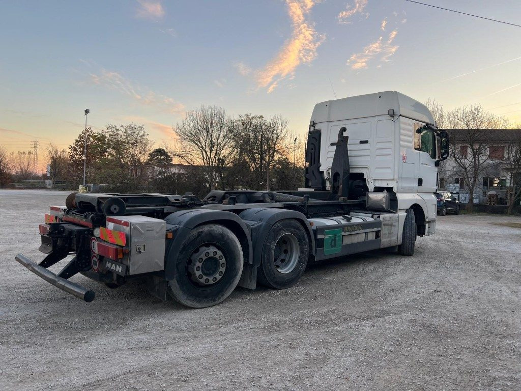 MAN TGX 26.480 USATO SCARRABILE - Kamion s kukastom dizalicom: slika MAN TGX 26.480 USATO SCARRABILE - Kamion s kukastom dizalicom MAN TGX 26.480 USATO SCARRABILE - Kamion s kukastom dizalicom: slika MAN TGX 26.480 USATO SCARRABILE - Kamion s kukastom dizalicom