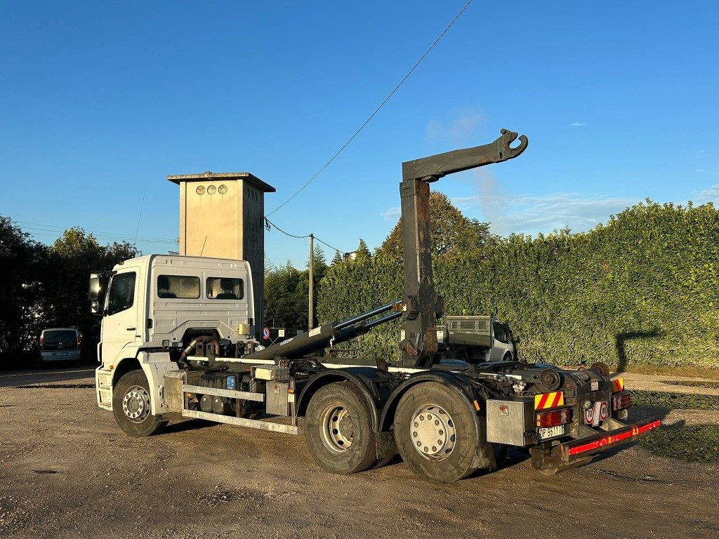MERCEDES-BENZ MERCEDES 2533 SCARRABILE - Kamion s kukastom dizalicom: slika MERCEDES-BENZ MERCEDES 2533 SCARRABILE - Kamion s kukastom dizalicom MERCEDES-BENZ MERCEDES 2533 SCARRABILE - Kamion s kukastom dizalicom: slika MERCEDES-BENZ MERCEDES 2533 SCARRABILE - Kamion s kukastom dizalicom