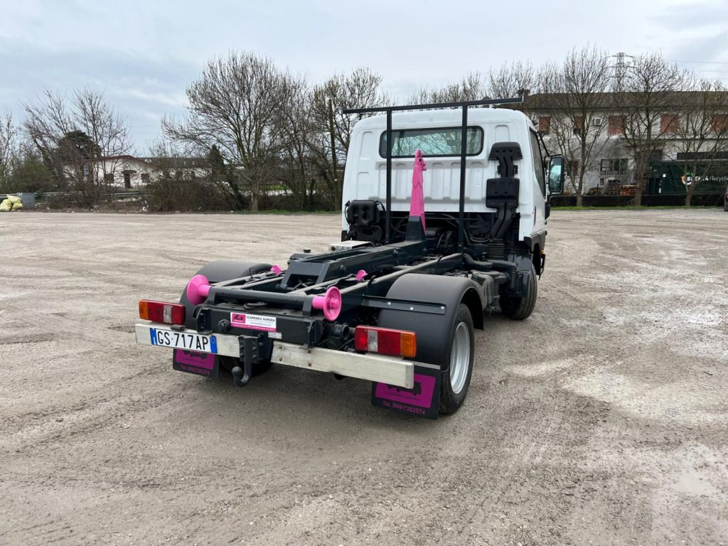 MITSUBISHI CANTER 3.0 SCARRABILE - Kamion s kukastom dizalicom: slika MITSUBISHI CANTER 3.0 SCARRABILE - Kamion s kukastom dizalicom MITSUBISHI CANTER 3.0 SCARRABILE - Kamion s kukastom dizalicom: slika MITSUBISHI CANTER 3.0 SCARRABILE - Kamion s kukastom dizalicom