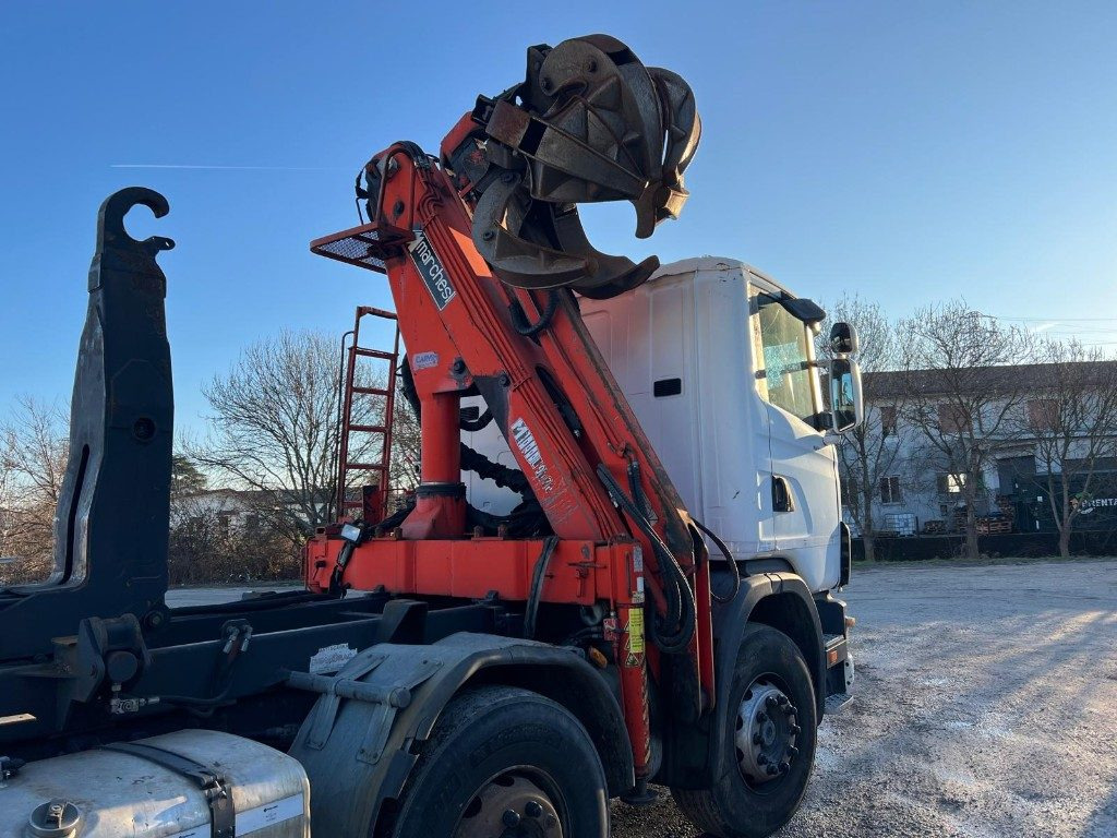 SCANIA CV R124 SCARRABILE CON GRU E POLIPO - Kamion s kukastom dizalicom: slika SCANIA CV R124 SCARRABILE CON GRU E POLIPO - Kamion s kukastom dizalicom SCANIA CV R124 SCARRABILE CON GRU E POLIPO - Kamion s kukastom dizalicom: slika SCANIA CV R124 SCARRABILE CON GRU E POLIPO - Kamion s kukastom dizalicom