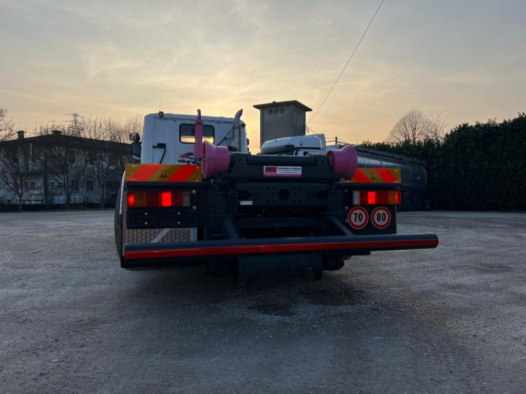 SCANIA P410 SCARRABILE CON RIDUTTORE AI MOZZI - Kamion s kukastom dizalicom: slika SCANIA P410 SCARRABILE CON RIDUTTORE AI MOZZI - Kamion s kukastom dizalicom SCANIA P410 SCARRABILE CON RIDUTTORE AI MOZZI - Kamion s kukastom dizalicom: slika SCANIA P410 SCARRABILE CON RIDUTTORE AI MOZZI - Kamion s kukastom dizalicom