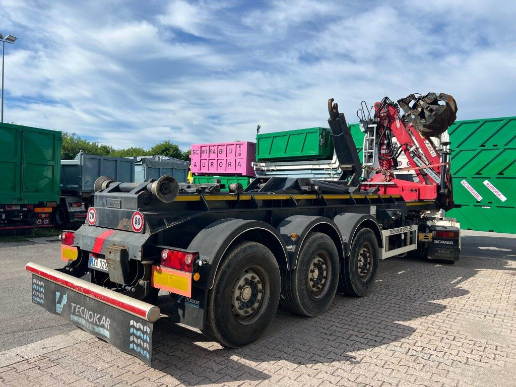 TECNOKAR SEMIRIMORCHIO TECNOKAR SCARRABILE CON GRU - Transporter kontejnera/ Poluprikolica s izmjenjivim sanducima: slika TECNOKAR SEMIRIMORCHIO TECNOKAR SCARRABILE CON GRU - Transporter kontejnera/ Poluprikolica s izmjenjivim sanducima TECNOKAR SEMIRIMORCHIO TECNOKAR SCARRABILE CON GRU - Transporter kontejnera/ Poluprikolica s izmjenjivim sanducima: slika TECNOKAR SEMIRIMORCHIO TECNOKAR SCARRABILE CON GRU - Transporter kontejnera/ Poluprikolica s izmjenjivim sanducima