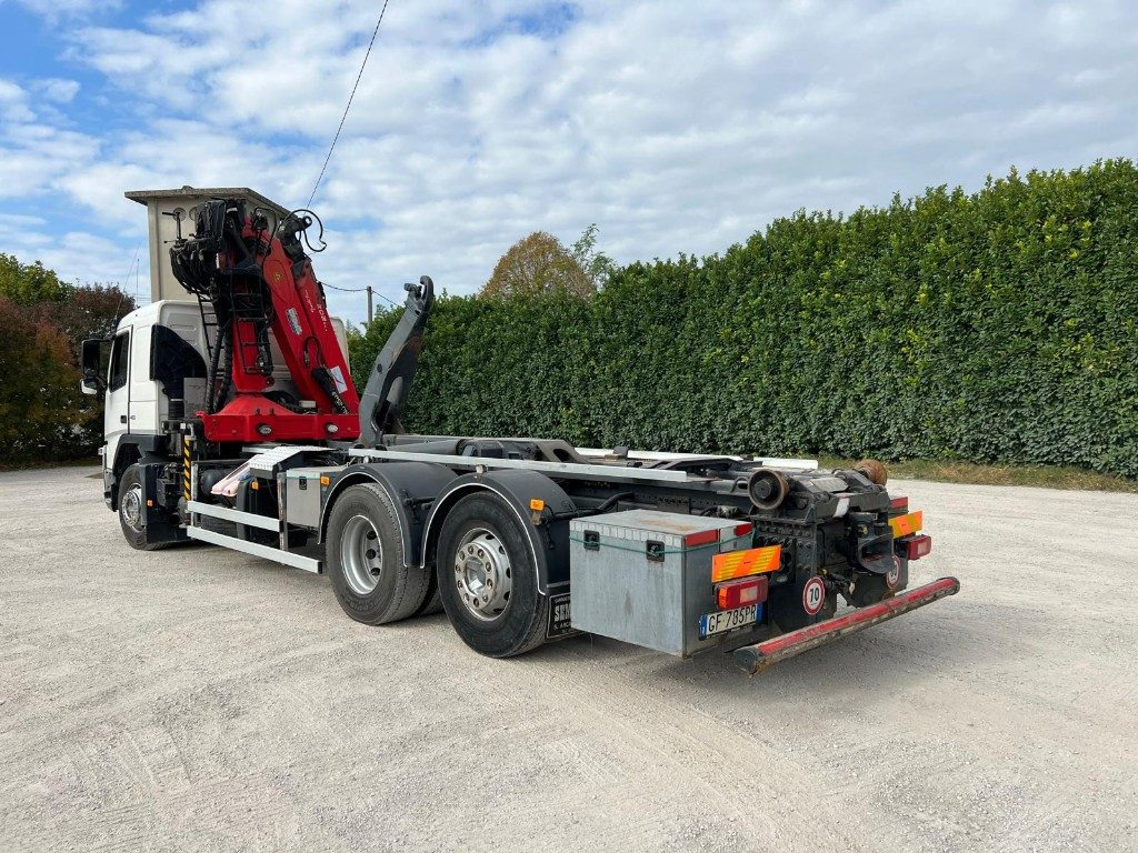 VOLVO FM11.450 SCARRABILE CON GRU - Kamion s kukastom dizalicom: slika VOLVO FM11.450 SCARRABILE CON GRU - Kamion s kukastom dizalicom VOLVO FM11.450 SCARRABILE CON GRU - Kamion s kukastom dizalicom: slika VOLVO FM11.450 SCARRABILE CON GRU - Kamion s kukastom dizalicom