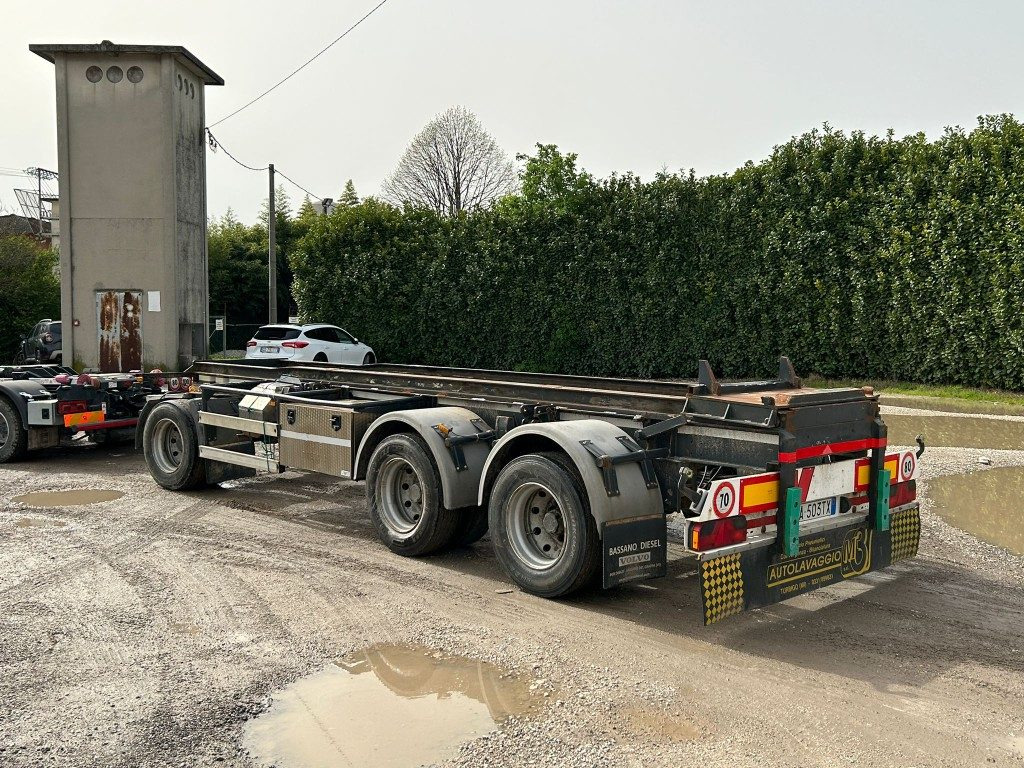 ZORZI RIMORCHIO ZORZI 26R070 SCARRABILE BALESTRATO - Abroll/ Samopodizač prikolica: slika ZORZI RIMORCHIO ZORZI 26R070 SCARRABILE BALESTRATO - Abroll/ Samopodizač prikolica ZORZI RIMORCHIO ZORZI 26R070 SCARRABILE BALESTRATO - Abroll/ Samopodizač prikolica: slika ZORZI RIMORCHIO ZORZI 26R070 SCARRABILE BALESTRATO - Abroll/ Samopodizač prikolica