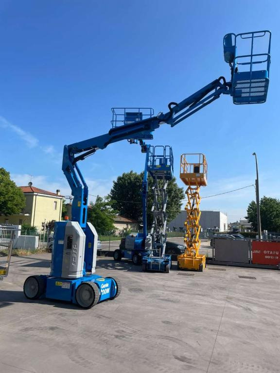 Genie Z30/20N - Zglobni krak: slika Genie Z30/20N - Zglobni krak Genie Z30/20N - Zglobni krak: slika Genie Z30/20N - Zglobni krak