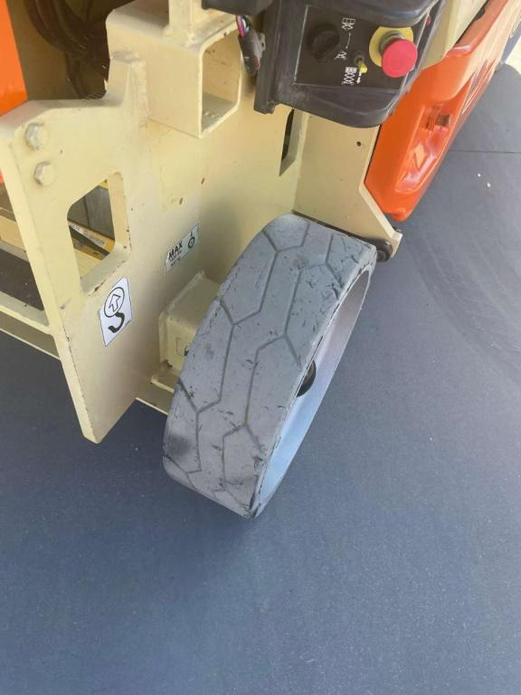 JLG 2032ES - Škarasta podizna platforma: slika JLG 2032ES - Škarasta podizna platforma JLG 2032ES - Škarasta podizna platforma: slika JLG 2032ES - Škarasta podizna platforma