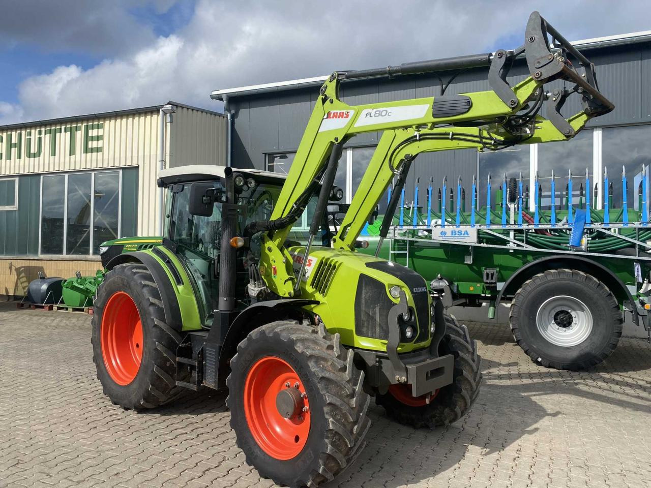 CLAAS Arion 420 CIS 2913 - Traktor: slika CLAAS Arion 420 CIS 2913 - Traktor CLAAS Arion 420 CIS 2913 - Traktor: slika CLAAS Arion 420 CIS 2913 - Traktor