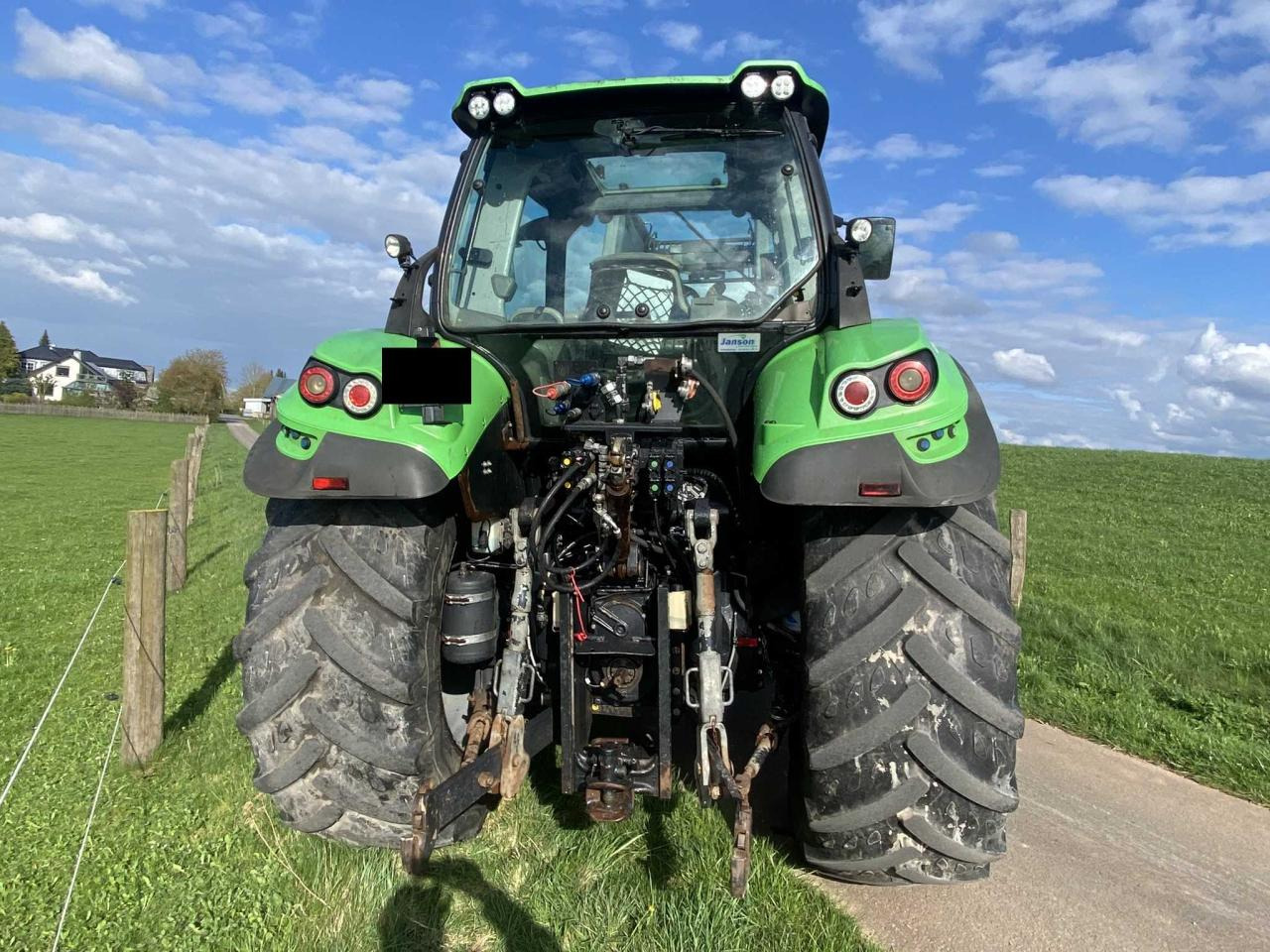 Deutz-Fahr 6150.4 Agrotron TTV - Traktor: slika Deutz-Fahr 6150.4 Agrotron TTV - Traktor Deutz-Fahr 6150.4 Agrotron TTV - Traktor: slika Deutz-Fahr 6150.4 Agrotron TTV - Traktor