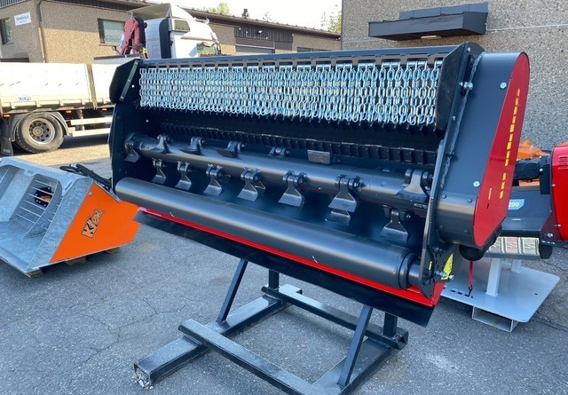 Seppi MH7 ja SMO-H3-125 - Malčer sa čekićima: slika Seppi MH7 ja SMO-H3-125 - Malčer sa čekićima Seppi MH7 ja SMO-H3-125 - Malčer sa čekićima: slika Seppi MH7 ja SMO-H3-125 - Malčer sa čekićima