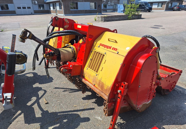 Seppi MMidisoil 250 - Šumarski malčer: slika Seppi MMidisoil 250 - Šumarski malčer Seppi MMidisoil 250 - Šumarski malčer: slika Seppi MMidisoil 250 - Šumarski malčer