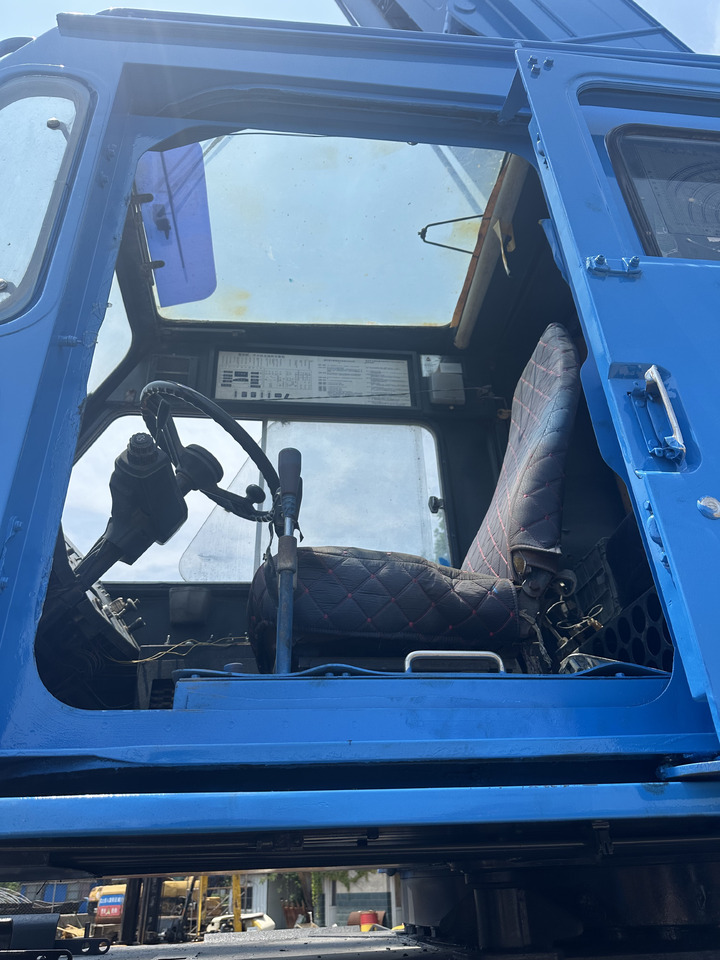 KATO KR500H SS500 KR50H 50 Ton rough terrain crane - Autodizalica za teške terene: slika KATO KR500H SS500 KR50H 50 Ton rough terrain crane - Autodizalica za teške terene KATO KR500H SS500 KR50H 50 Ton rough terrain crane - Autodizalica za teške terene: slika KATO KR500H SS500 KR50H 50 Ton rough terrain crane - Autodizalica za teške terene