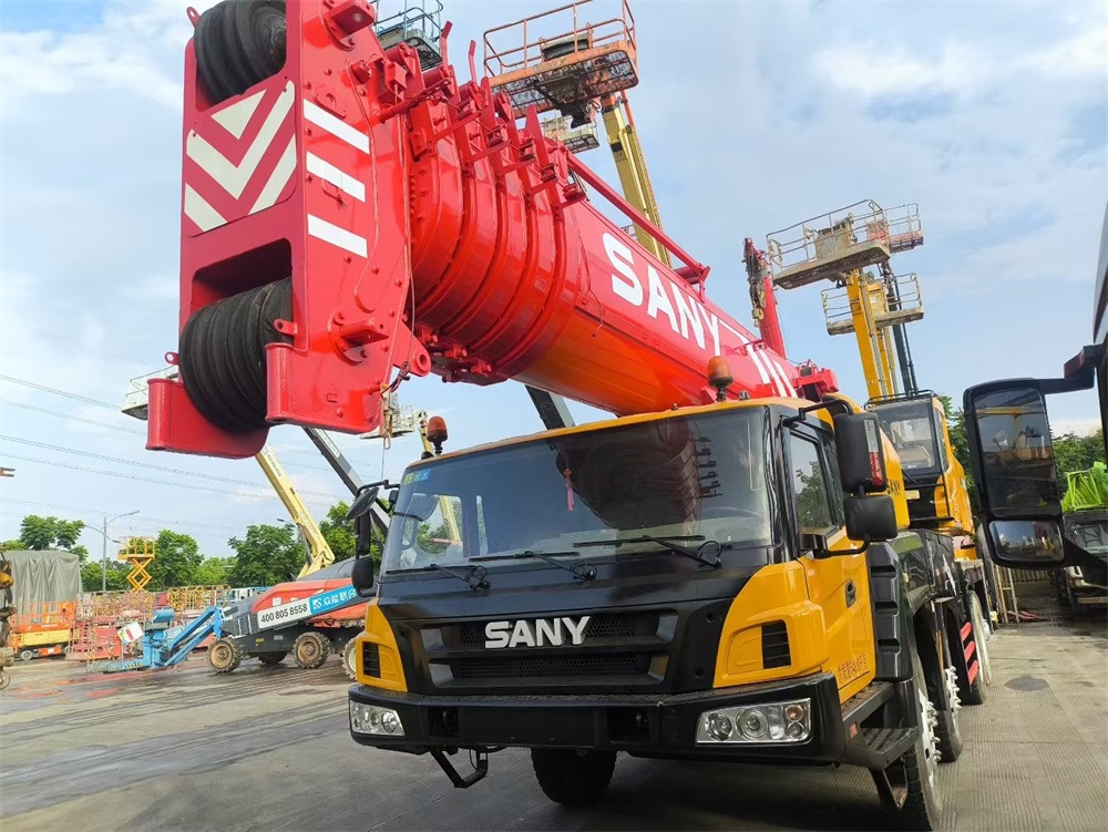 SANY STC1000 100Ton STC1300 130Ton Used Truck Crane - Autodizalica: slika SANY STC1000 100Ton STC1300 130Ton Used Truck Crane - Autodizalica SANY STC1000 100Ton STC1300 130Ton Used Truck Crane - Autodizalica: slika SANY STC1000 100Ton STC1300 130Ton Used Truck Crane - Autodizalica