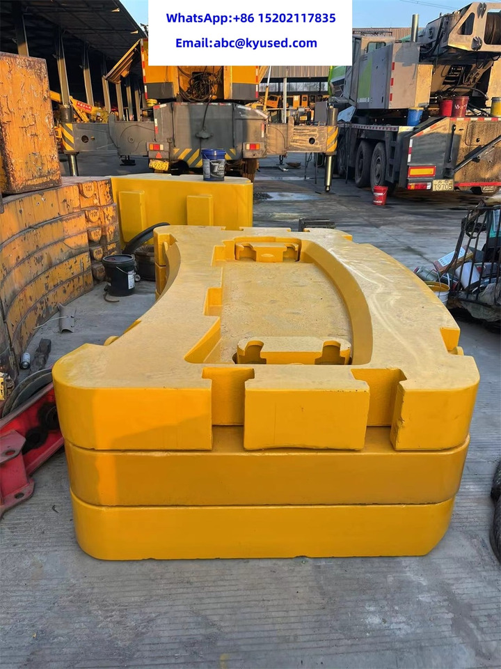 Autodizalica SANY STC1000 STC1300 STC1600 130T 100TONS 160TON TRUCK CRANE: slika Autodizalica SANY STC1000 STC1300 STC1600 130T 100TONS 160TON TRUCK CRANE Autodizalica SANY STC1000 STC1300 STC1600 130T 100TONS 160TON TRUCK CRANE: slika Autodizalica SANY STC1000 STC1300 STC1600 130T 100TONS 160TON TRUCK CRANE