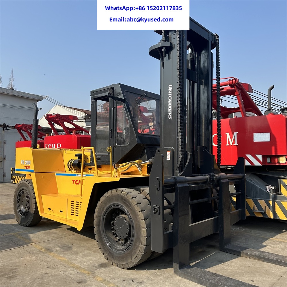 TCM FD200 20T 15T 16T - Diesel viličar: slika TCM FD200 20T 15T 16T - Diesel viličar TCM FD200 20T 15T 16T - Diesel viličar: slika TCM FD200 20T 15T 16T - Diesel viličar