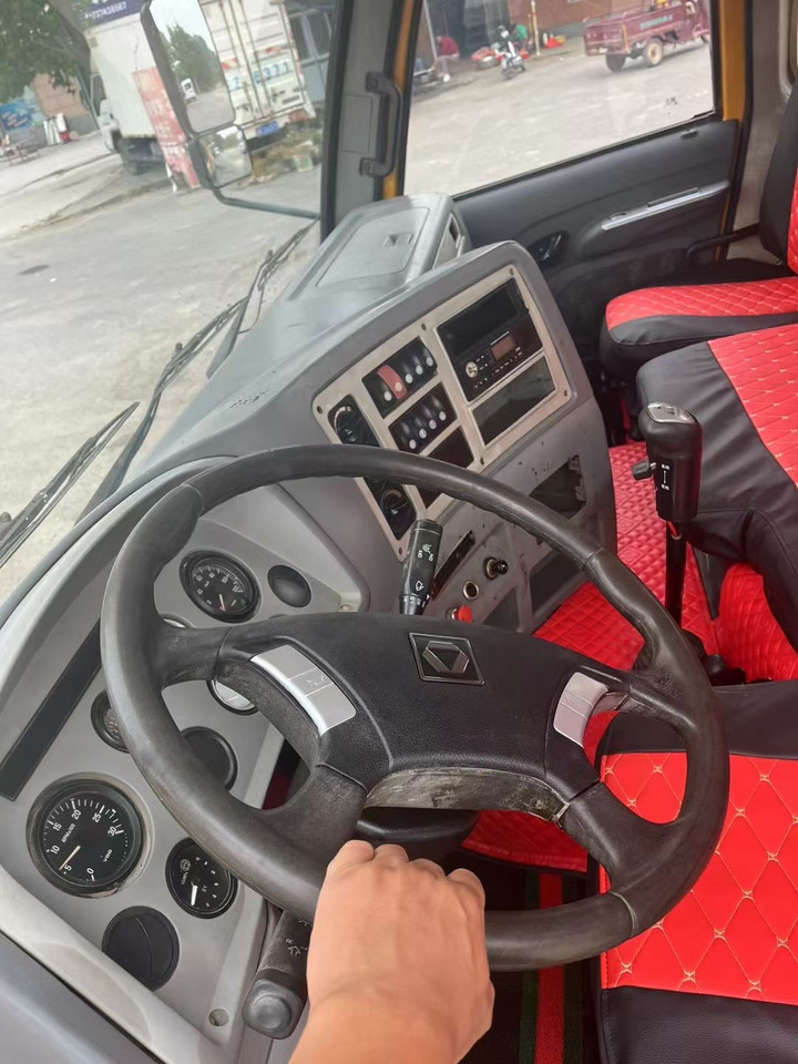 XCMG QY25K5D QY25K5C QY25K5-1 25 TON TRUCK CRANE - Autodizalica: slika XCMG QY25K5D QY25K5C QY25K5-1 25 TON TRUCK CRANE - Autodizalica XCMG QY25K5D QY25K5C QY25K5-1 25 TON TRUCK CRANE - Autodizalica: slika XCMG QY25K5D QY25K5C QY25K5-1 25 TON TRUCK CRANE - Autodizalica
