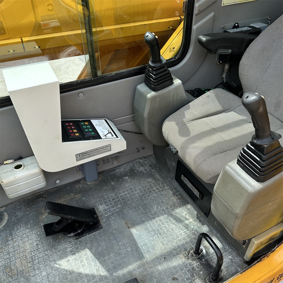 Autodizalica XCMG QY35K5 XCT35 QY35K5C 35 ton truck crane: slika Autodizalica XCMG QY35K5 XCT35 QY35K5C 35 ton truck crane Autodizalica XCMG QY35K5 XCT35 QY35K5C 35 ton truck crane: slika Autodizalica XCMG QY35K5 XCT35 QY35K5C 35 ton truck crane